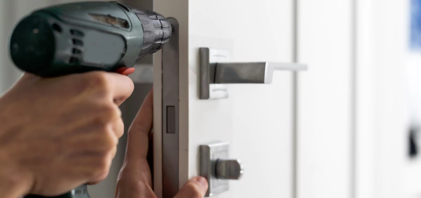 Locksmith For Lock Replacement Near Me in Bonita, CA