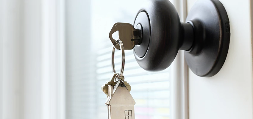 Bifold Door Knob Replacement in Bonita, California