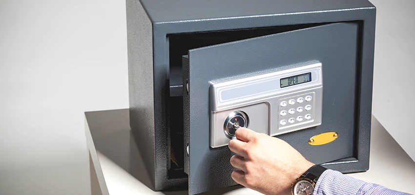 Jewelry Safe Unlocking Service in Bonita, California